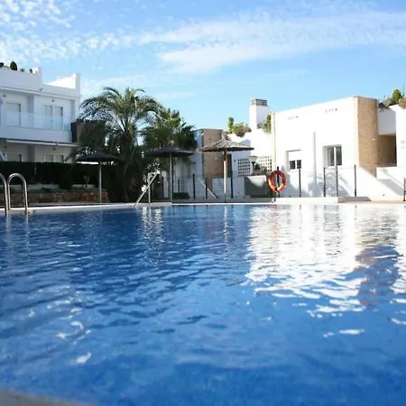 Nova Super Cool Seaview Apartment *